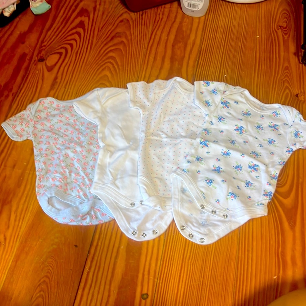 Reme Rafe Baby onesies pack of 4. 3-6 months